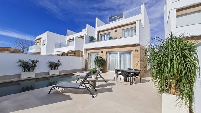 3 slaapkamer Villa te koop in San Pedro del Pinatar met zwembad - € 375.000 (Ref: 8966010)