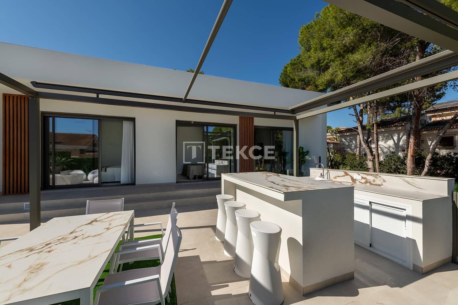 3 soveværelse Villa til salg i Pinar de Campoverde med swimmingpool - € 825.000 (Ref: 8966024)