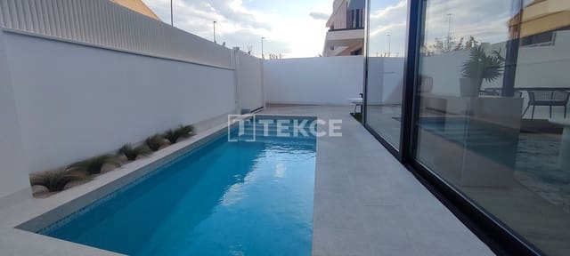 3 bedroom Villa for sale in Torre de la Horadada, Pilar de la Horadada with pool - € 628,000 (Ref: 8966025)