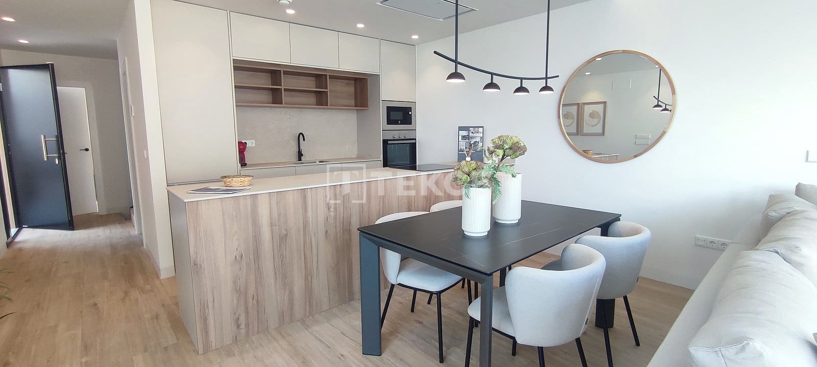 3 bedroom Villa for sale in Torre de la Horadada with pool - € 628,000 (Ref: 8966025)