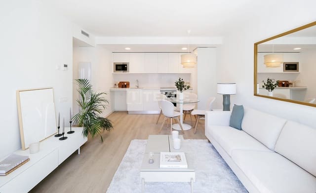 4 bedroom Flat for sale in Terrassa with pool - € 404,000 (Ref: 8966039)