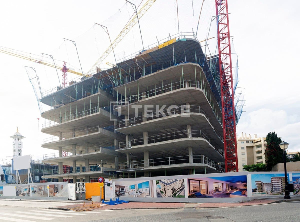 3 slaapkamer Flat te koop in Fuengirola met zwembad - € 1.050.000 (Ref: 8966041)