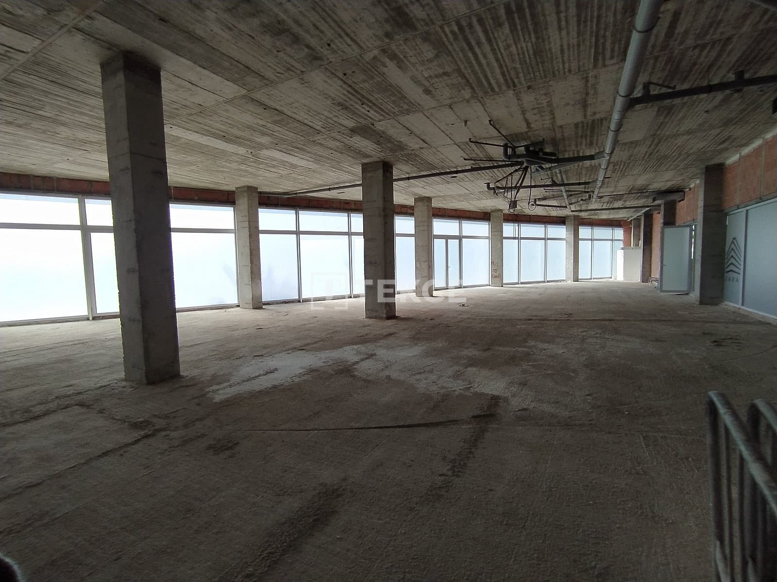 Local Commercial à vendre à Torrevieja - 2 000 000 € (Ref: 8966070)