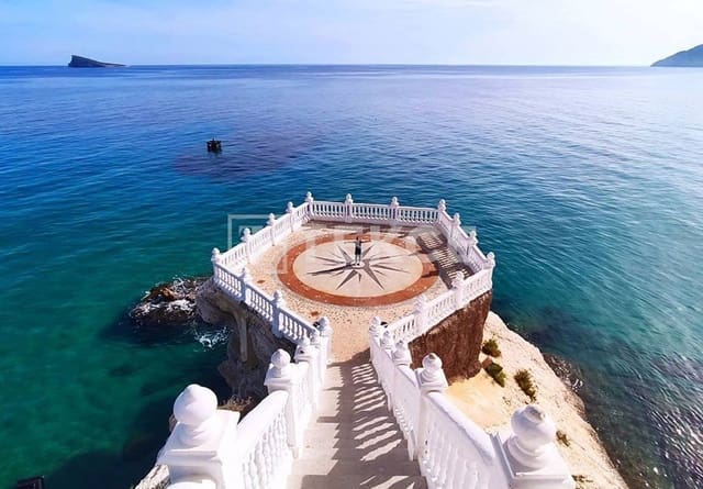 2 sypialnia Mieszkanie na sprzedaż w Playa Poniente, Benidorm z basenem - 970 000 € (Ref: 8966075)