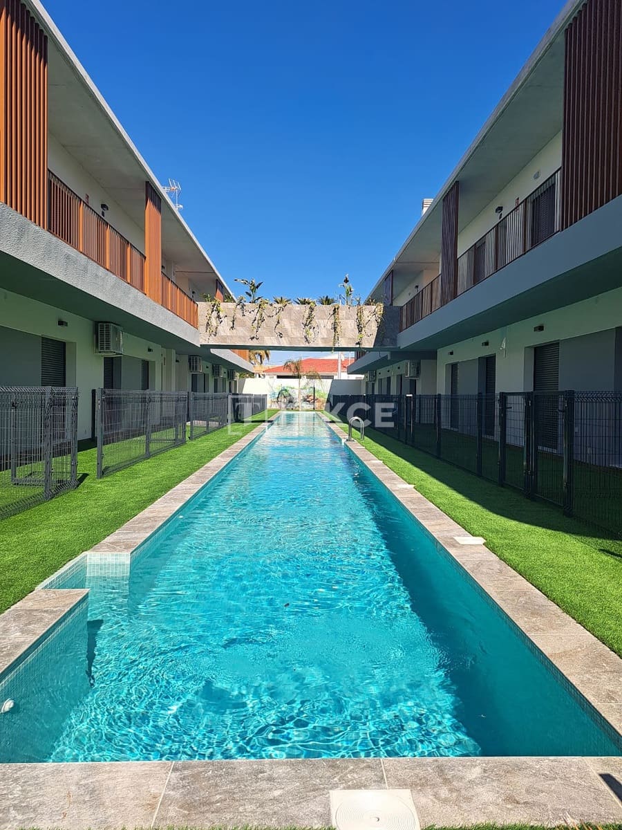 2 slaapkamer Flat te koop in Pilar de la Horadada met zwembad - € 258.000 (Ref: 8966076)