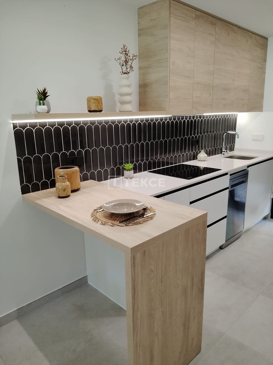 2 slaapkamer Flat te koop in Pilar de la Horadada met zwembad - € 258.000 (Ref: 8966076)