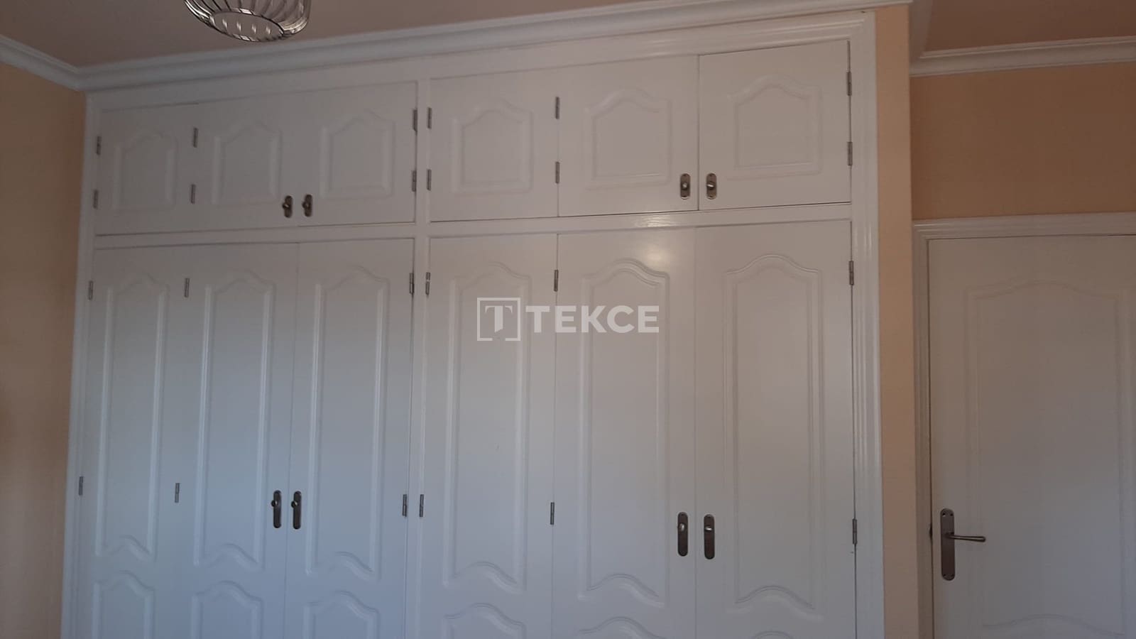 3 sypialnia Willa na sprzedaż w La Manga del Mar Menor z basenem - 780 000 € (Ref: 8966082)