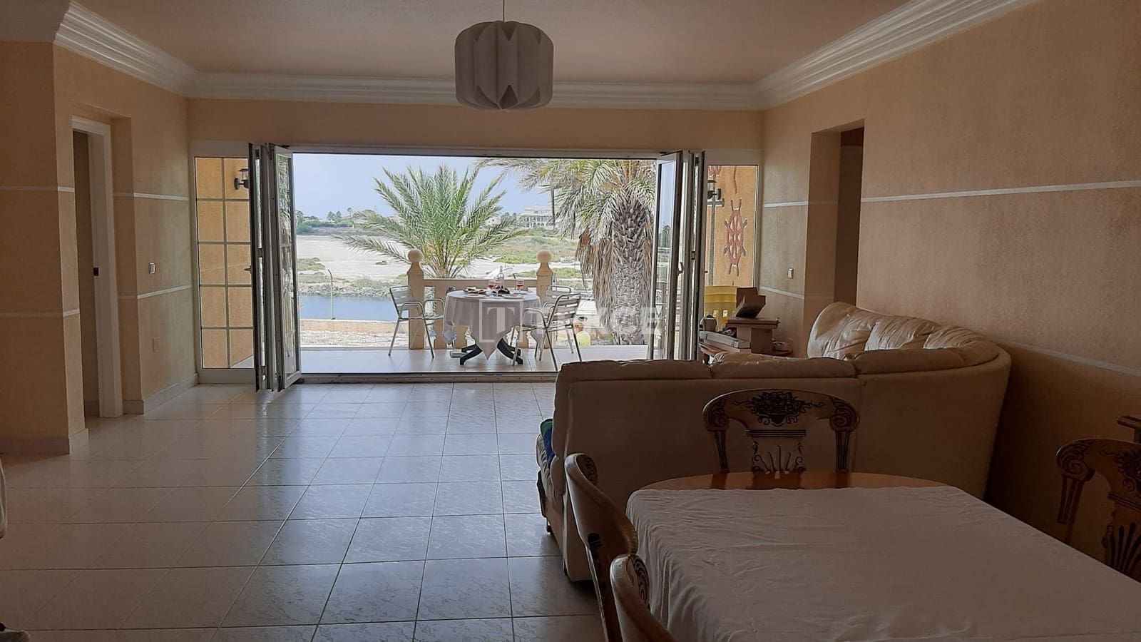 3 sypialnia Willa na sprzedaż w La Manga del Mar Menor z basenem - 780 000 € (Ref: 8966082)