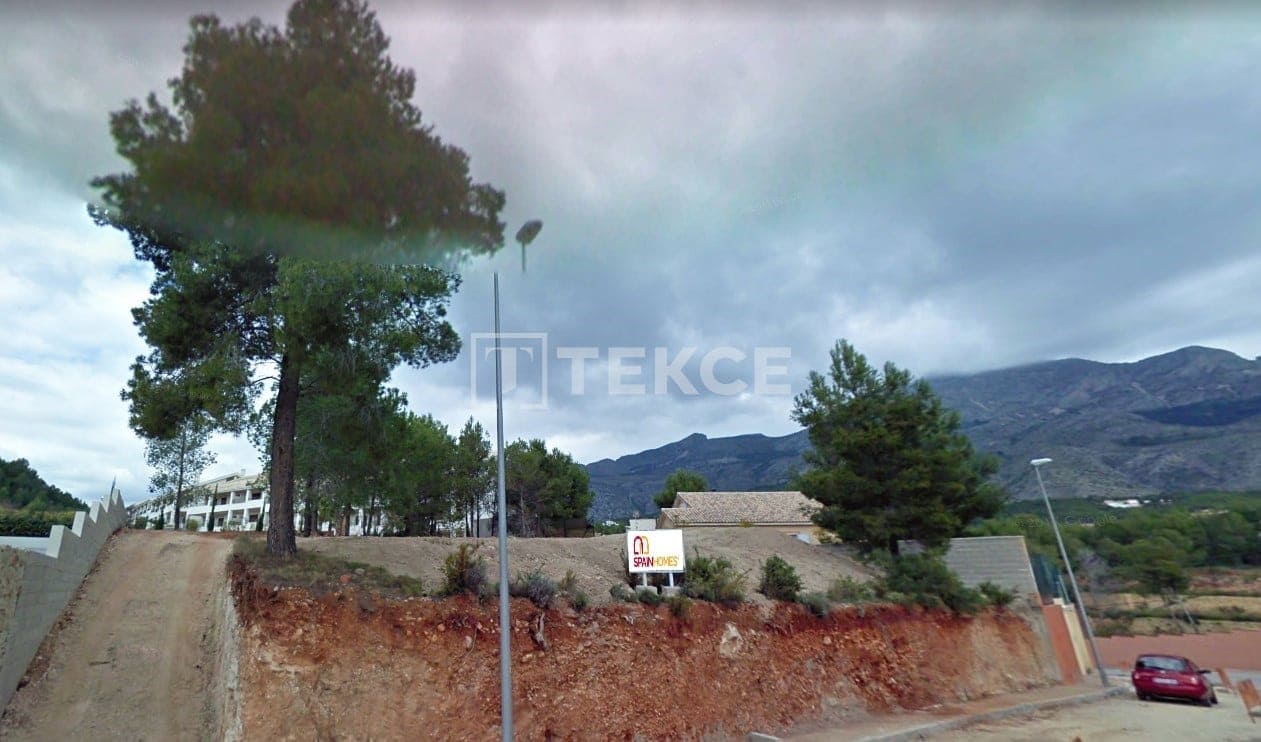 3 sypialnia Willa na sprzedaż w Alhama Springs z basenem - 1 250 000 € (Ref: 8966085)