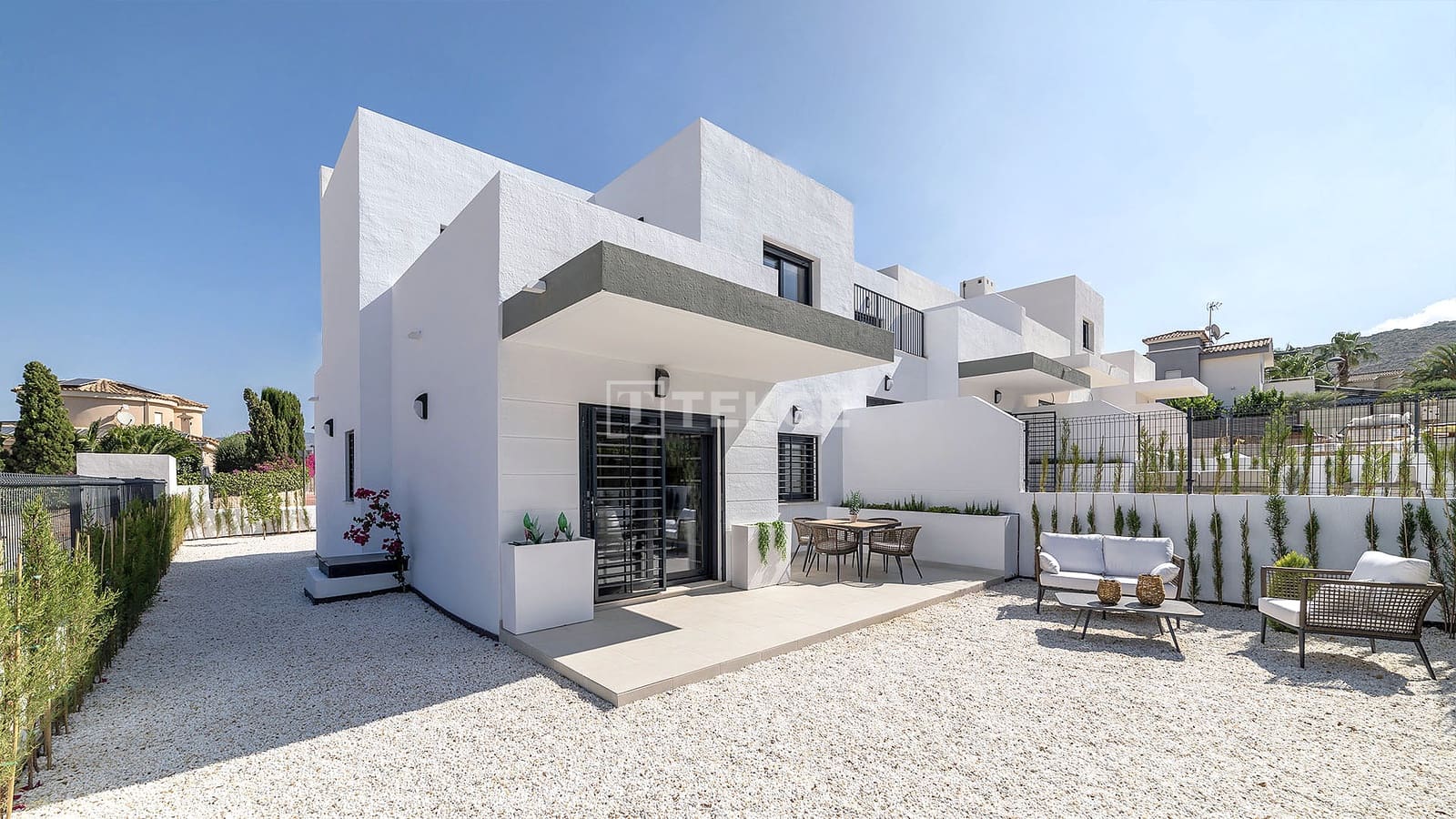 Chalet de 3 habitaciones en Busot en venta con piscina - 355.000 € (Ref: 8966087)