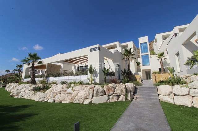 2 bedroom Flat for sale in Monforte del Cid with pool - € 395,000 (Ref: 8966089)