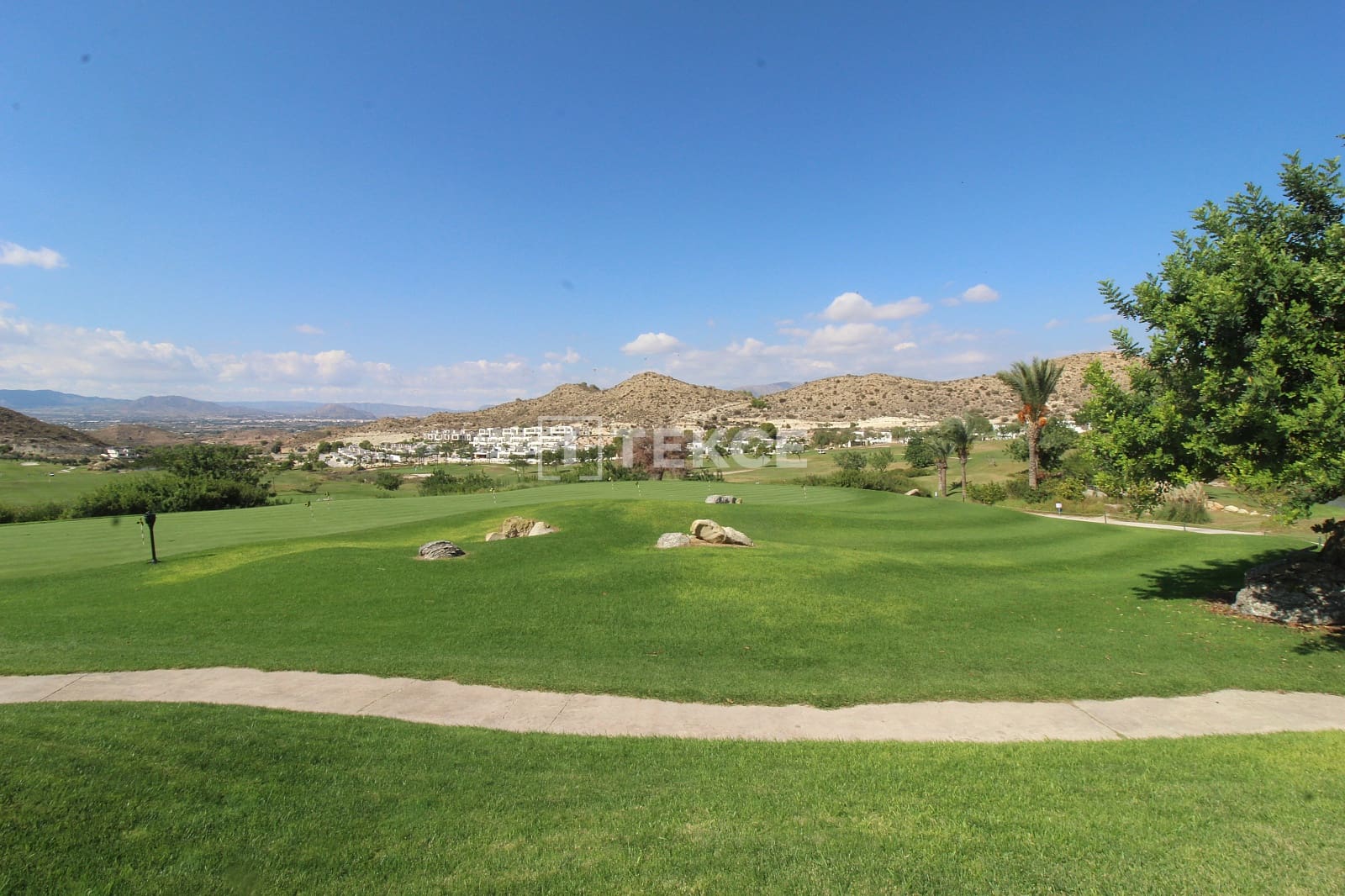 2 bedroom Flat for sale in Monforte del Cid with pool - € 395,000 (Ref: 8966089)