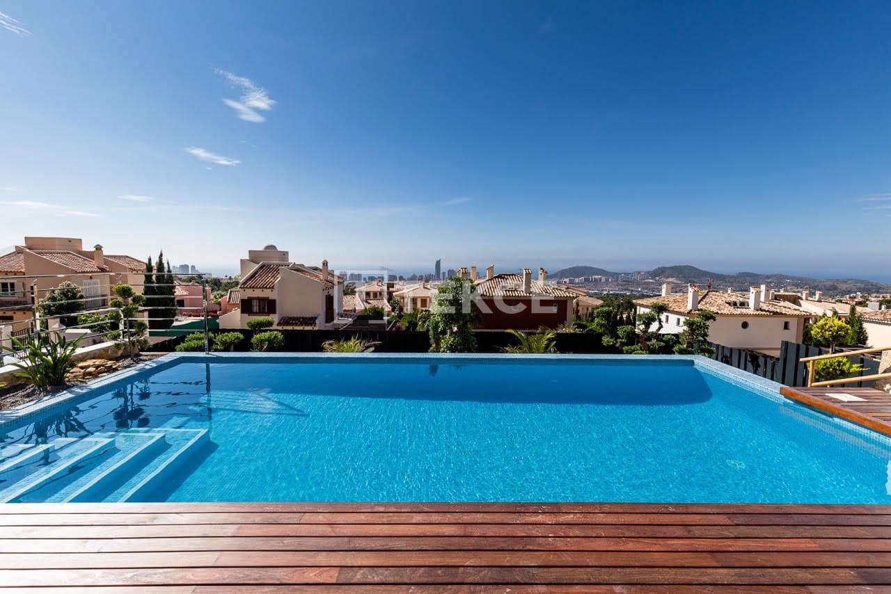 7 sypialnia Willa na sprzedaż w Finestrat z basenem - 4 450 000 € (Ref: 8966091)