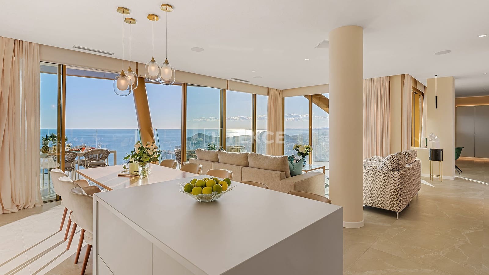 3 bedroom Flat for sale in Benidorm with pool - € 885,000 (Ref: 8966095)