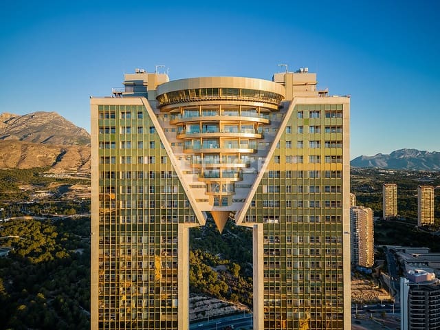 2 sovrum Lägenhet till salu i Playa Poniente, Benidorm med pool - 1 170 000 € (Ref: 8966096)