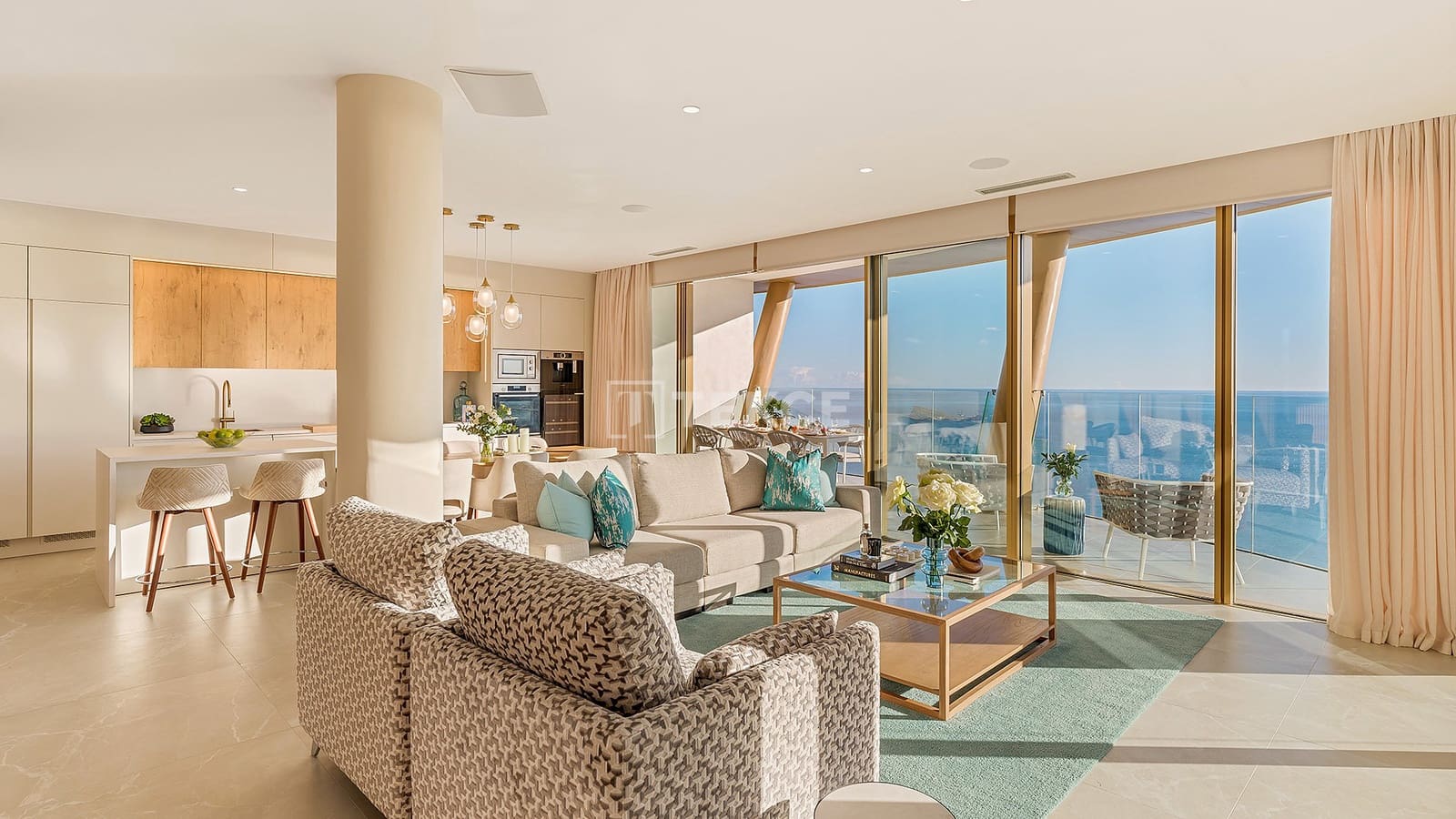 2 bedroom Flat for sale in Benidorm with pool - € 1,170,000 (Ref: 8966096)