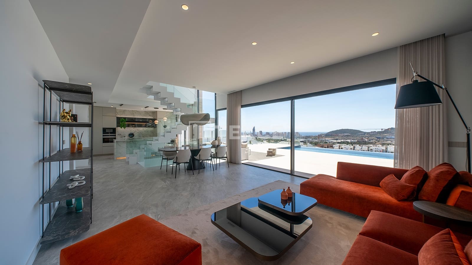 4 bedroom Villa for sale in Finestrat with pool - € 1,350,000 (Ref: 8966104)