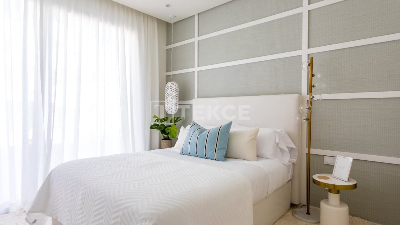 3 bedroom Flat for sale in Benahavis with pool - € 755,000 (Ref: 8966182)