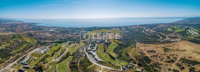 2 makuuhuone Asunto myytävänä paikassa Bahía Dorada, Estepona mukana uima-altaan - 360 000 € (Ref: 8966187)