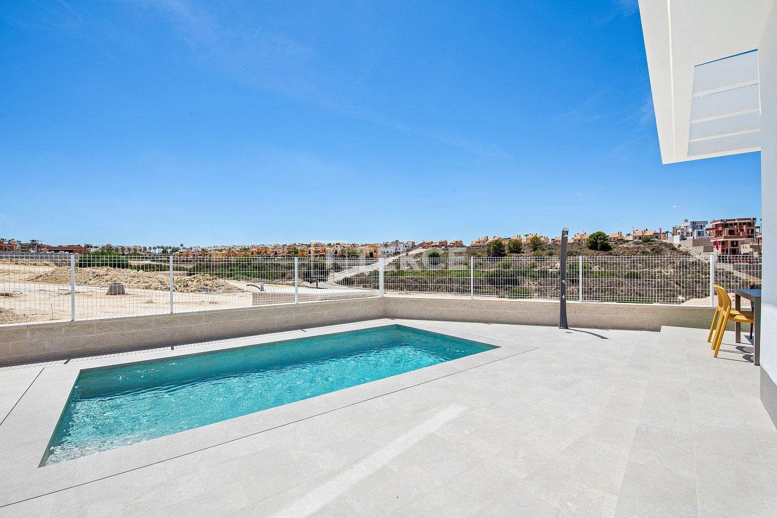 Chalet de 3 habitaciones en Algorfa en venta con piscina - 445.000 € (Ref: 8967818)