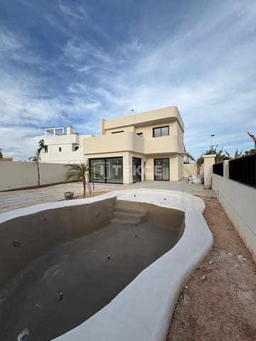 3 soveværelse Villa til salg i El Mojon, San Pedro del Pinatar med swimmingpool - € 570.000 (Ref: 8969705)
