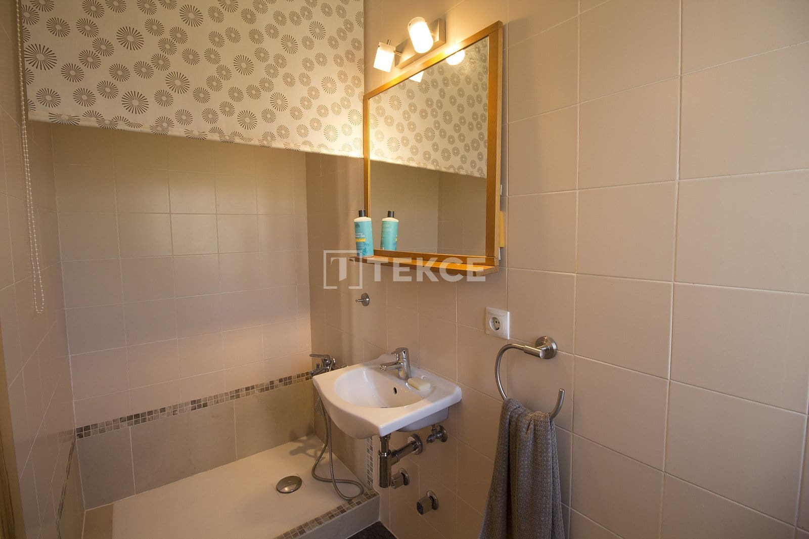 5 soveværelse Lejlighed til salg i Istan - € 290.000 (Ref: 8971663)