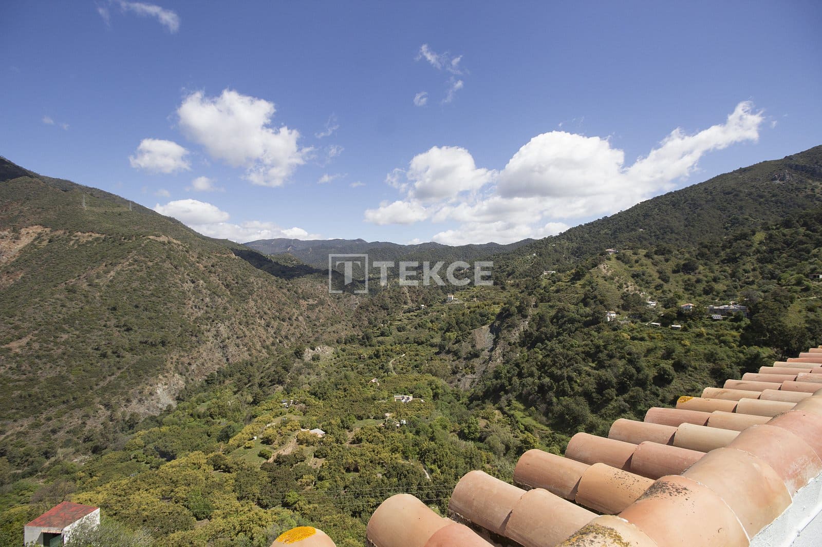 5 soveværelse Lejlighed til salg i Istan - € 290.000 (Ref: 8971663)