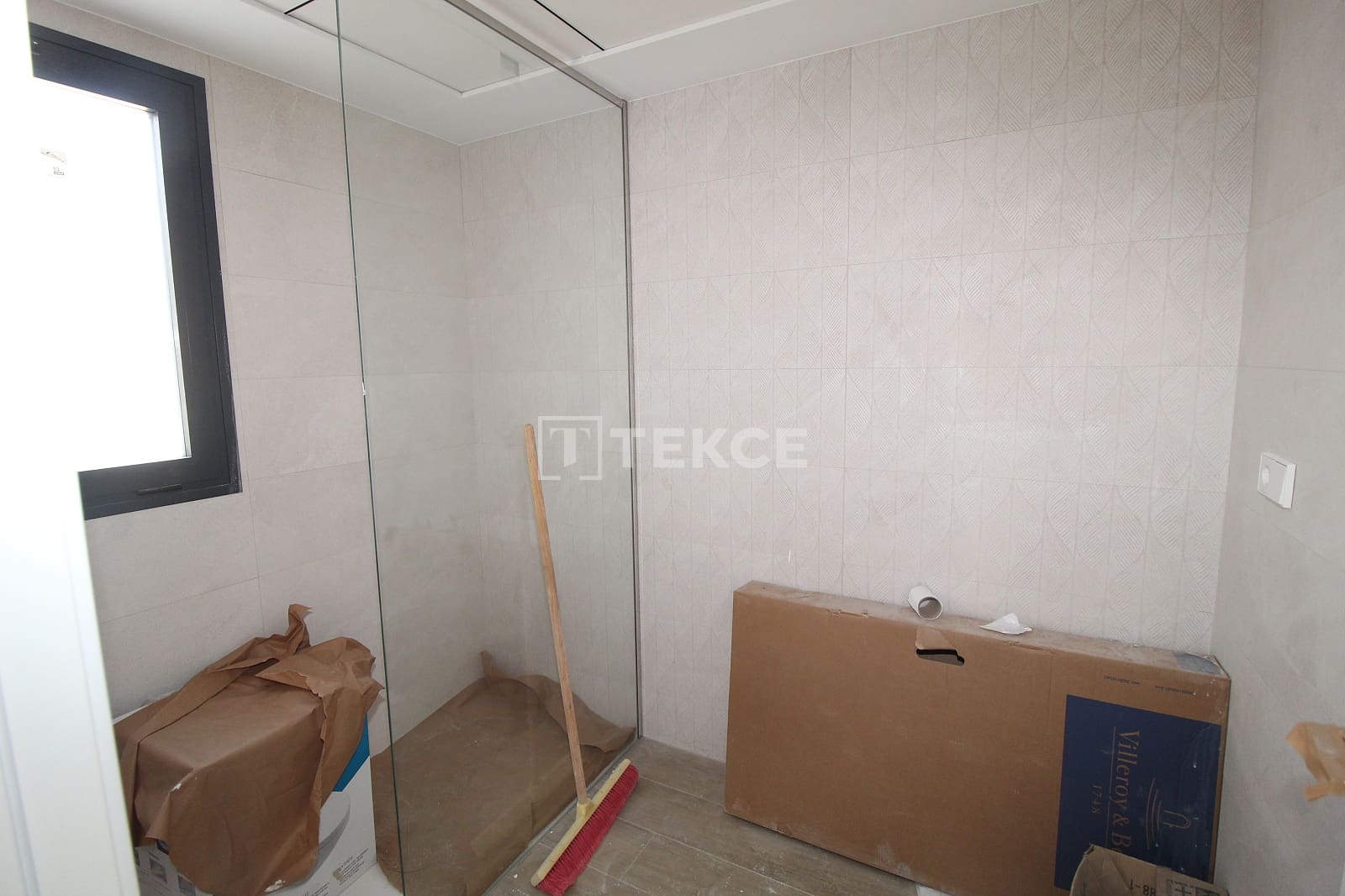 3 bedroom Flat for sale in Monforte del Cid with pool - € 435,000 (Ref: 8971667)