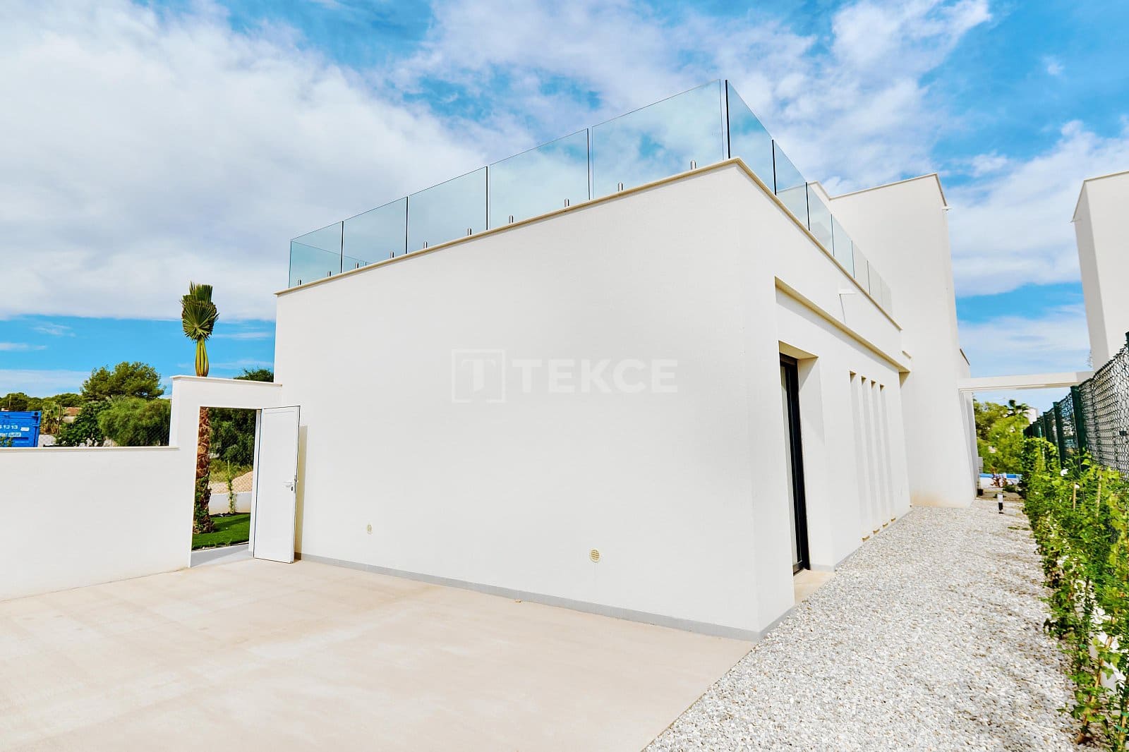 3 bedroom Villa for sale in Orihuela with pool - € 760,000 (Ref: 8971670)