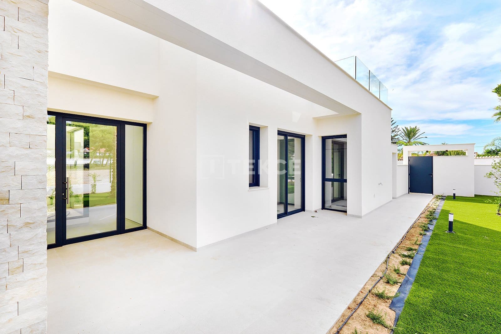 3 bedroom Villa for sale in Orihuela with pool - € 760,000 (Ref: 8971670)