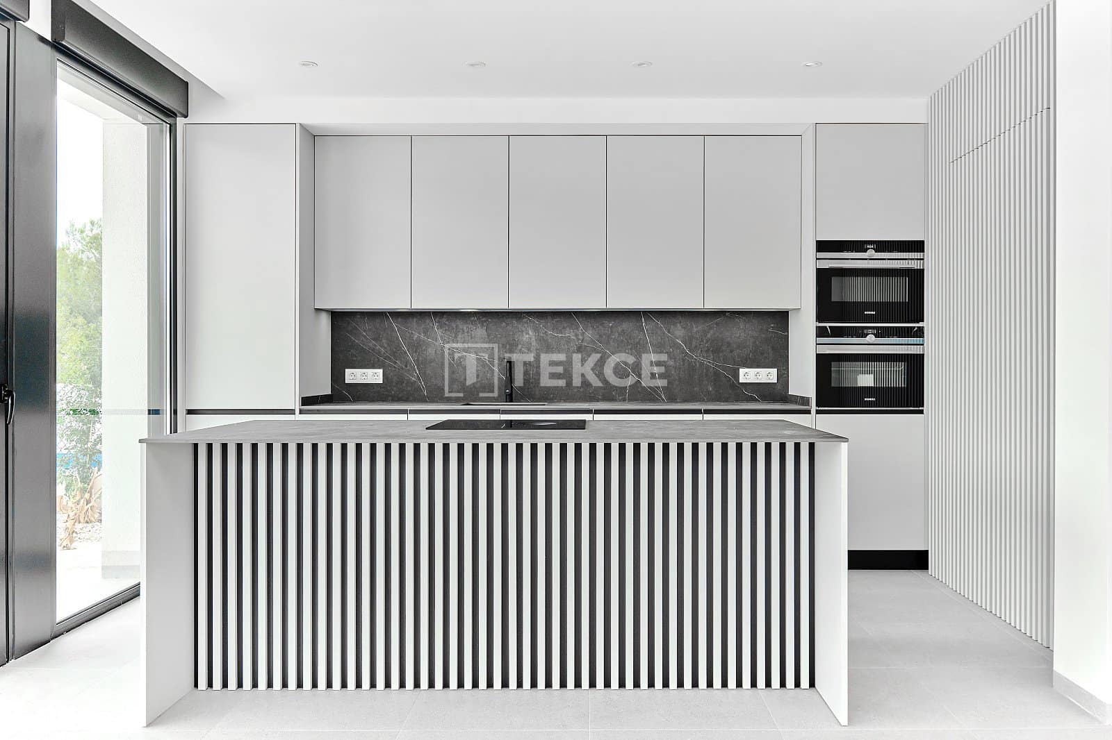 3 bedroom Villa for sale in Orihuela with pool - € 760,000 (Ref: 8971670)