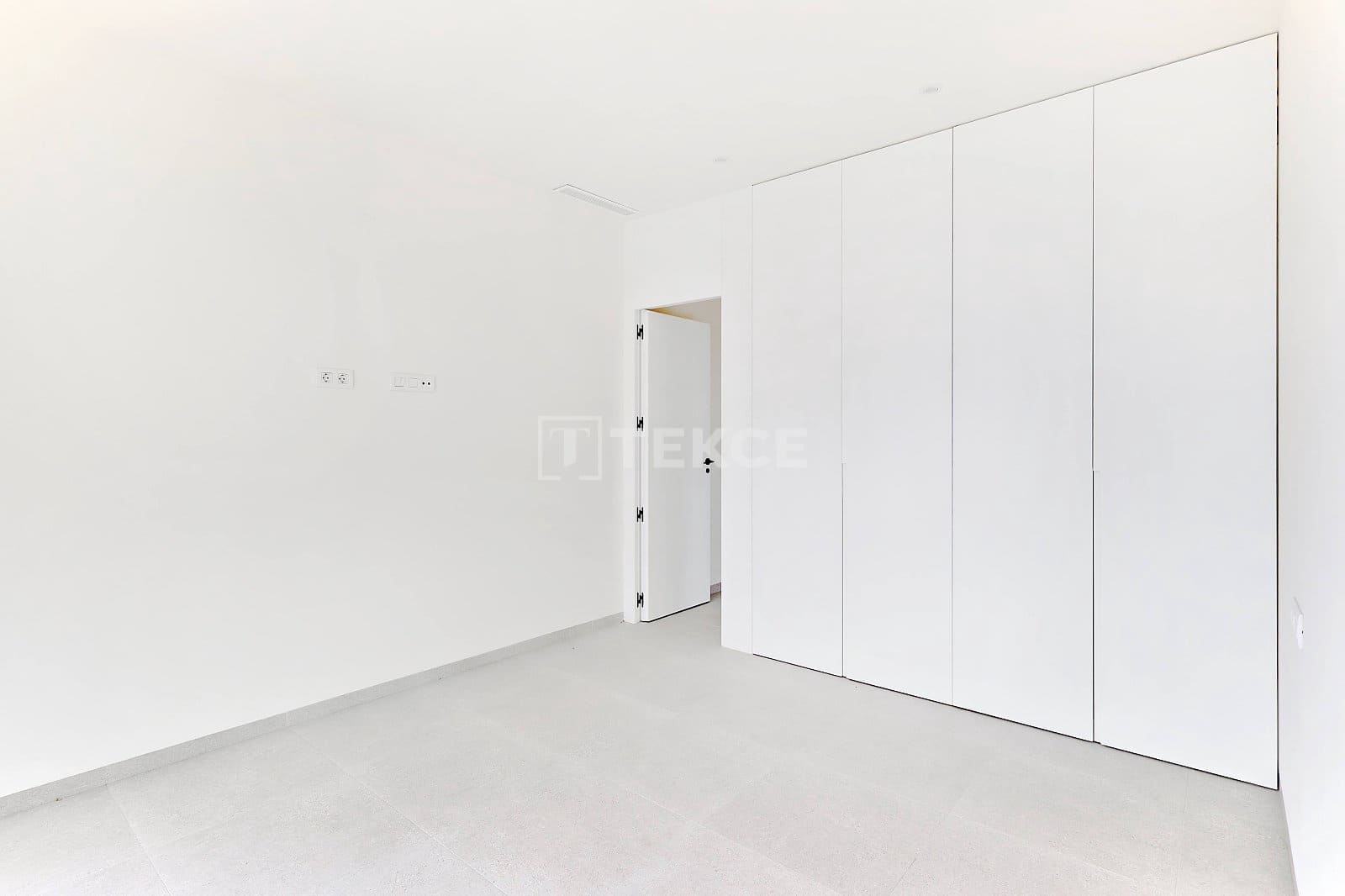 3 bedroom Villa for sale in Orihuela with pool - € 760,000 (Ref: 8971670)