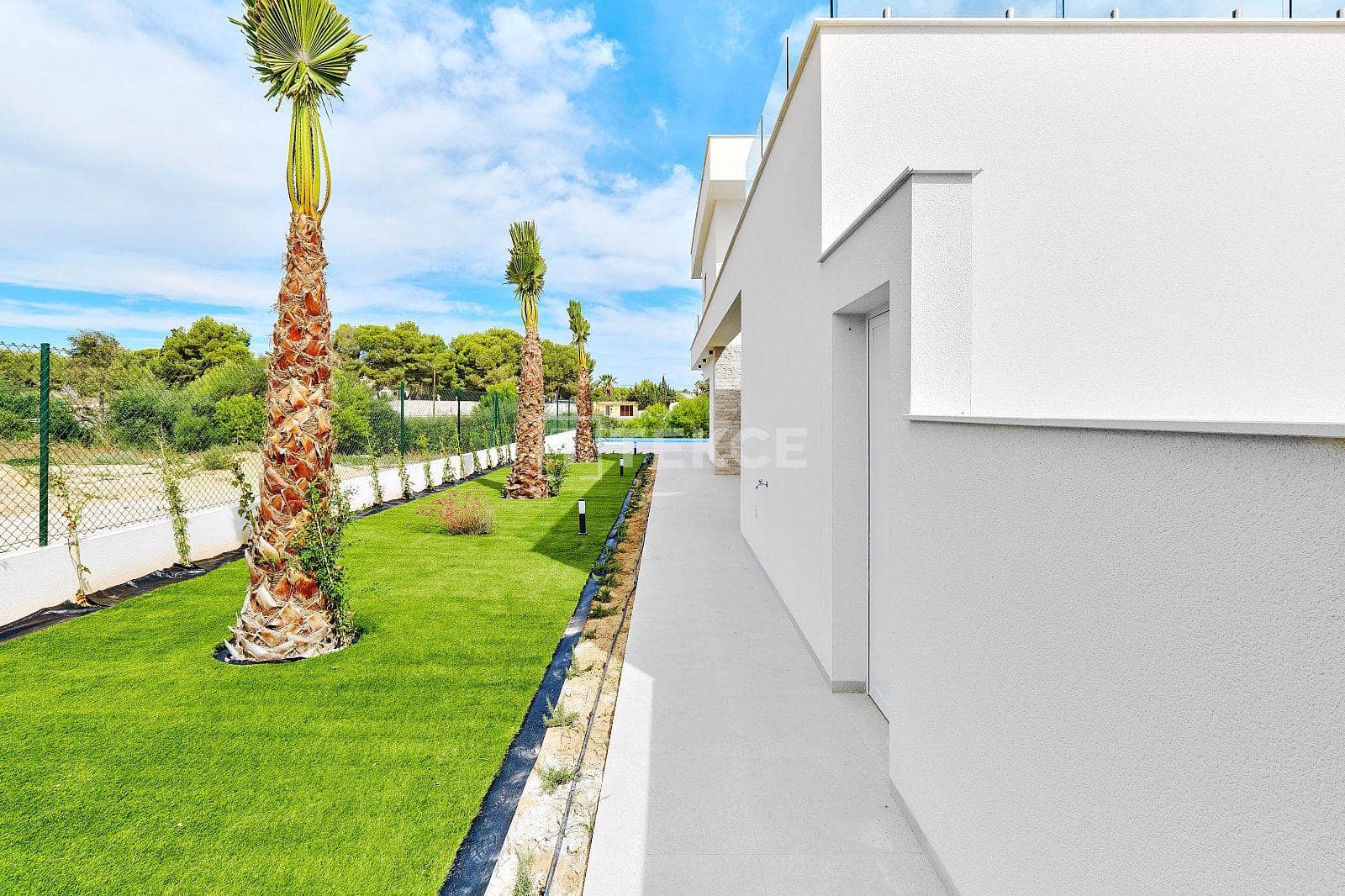 3 bedroom Villa for sale in Orihuela with pool - € 760,000 (Ref: 8971670)