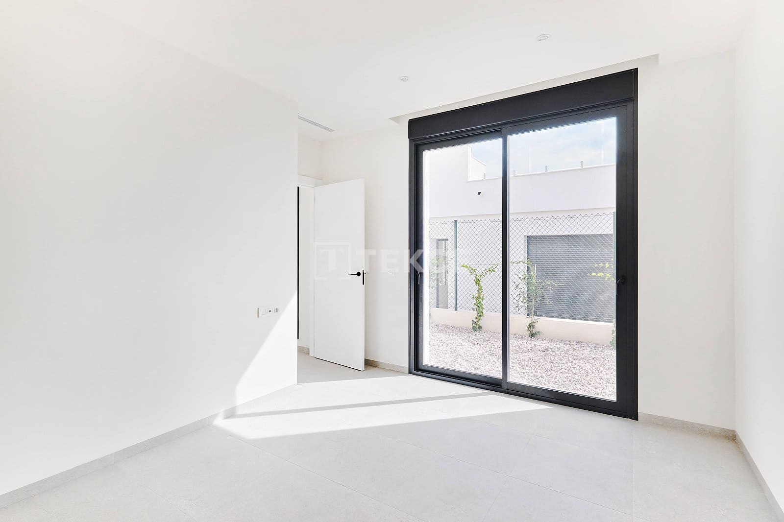 3 bedroom Villa for sale in Orihuela with pool - € 760,000 (Ref: 8971670)