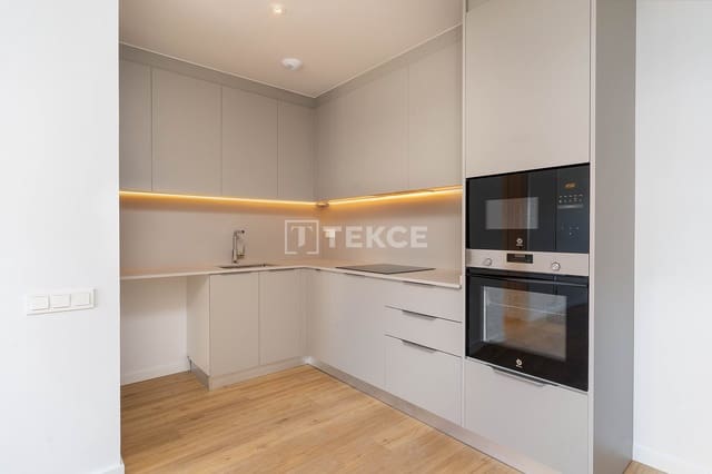 2 makuuhuone Asunto myytävänä paikassa Sabadell mukana uima-altaan - 276 000 € (Ref: 8987884)