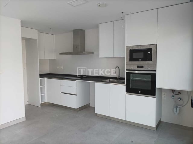 3 bedroom Villa for sale in Gran Alacant, Santa Pola with pool - € 425,000 (Ref: 8990332)