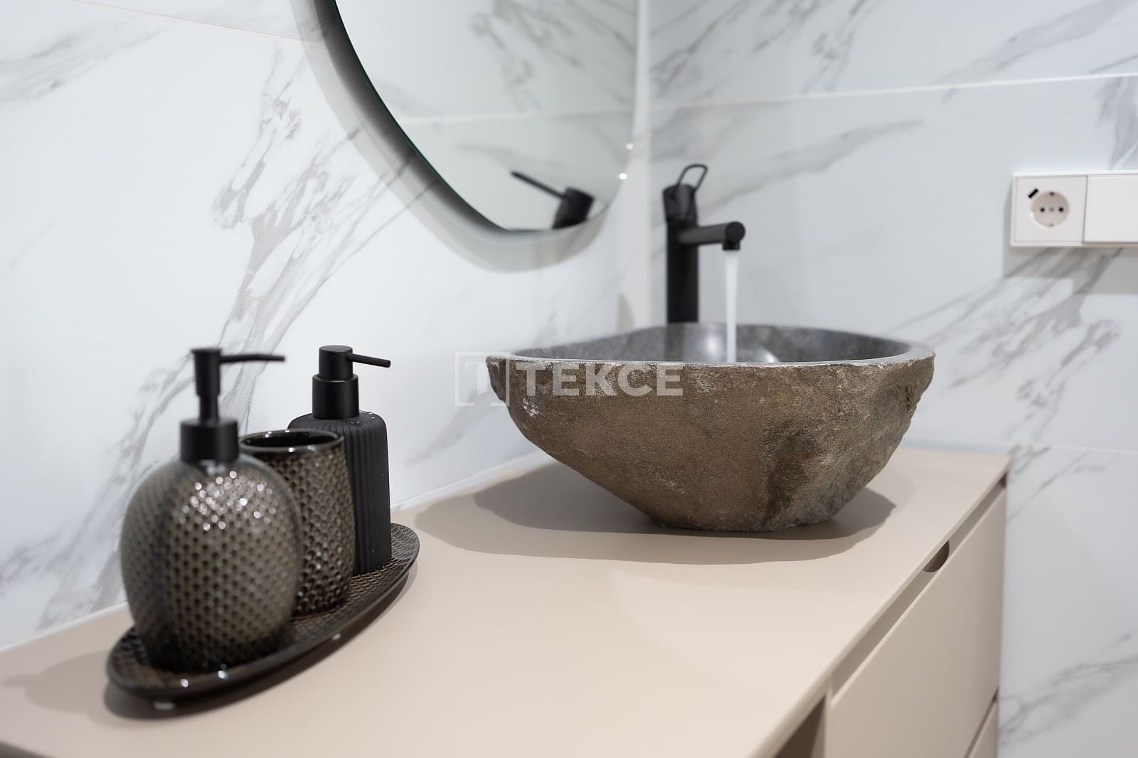 3 bedroom Villa for sale in Pilar de la Horadada with pool - € 385,000 (Ref: 8993469)