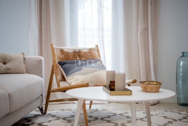 3 sypialnia Willa na sprzedaż w Pilar de la Horadada z basenem - 385 000 € (Ref: 8993469)