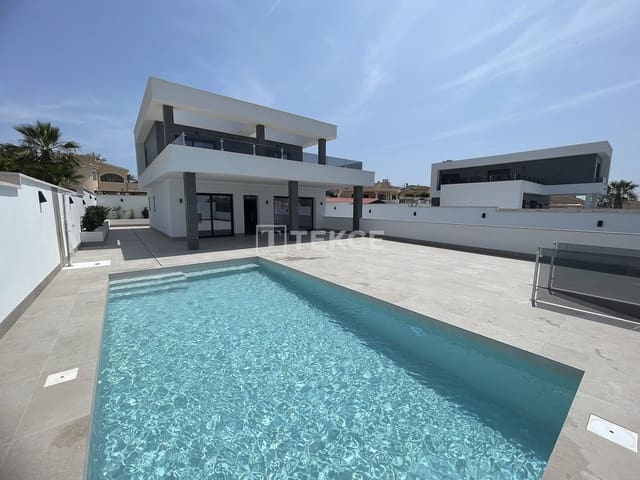 4 sypialnia Willa na sprzedaż w Ciudad Quesada, Rojales z basenem - 800 000 € (Ref: 8998144)