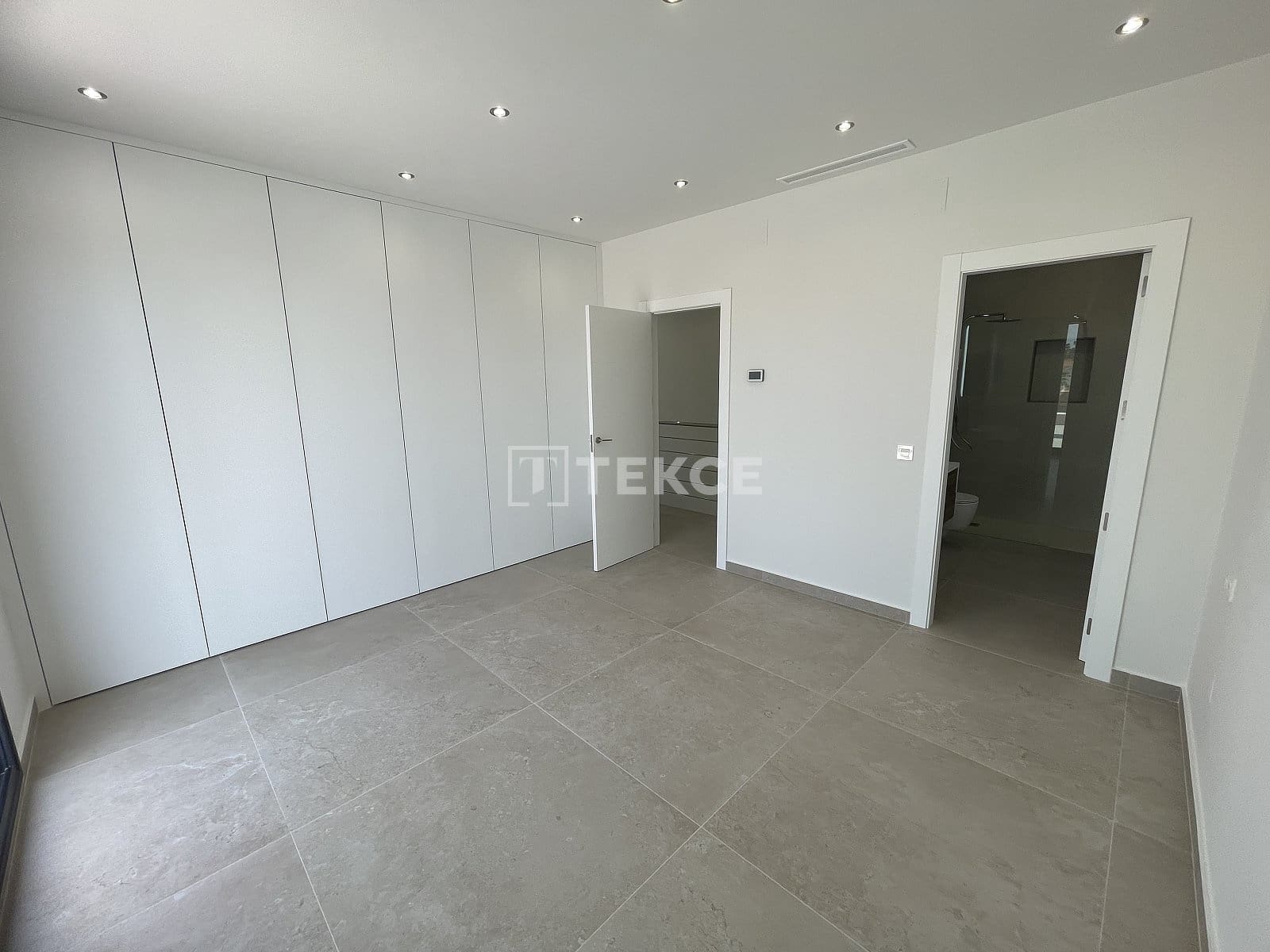 4 sypialnia Willa na sprzedaż w Ciudad Quesada z basenem - 800 000 € (Ref: 8998144)