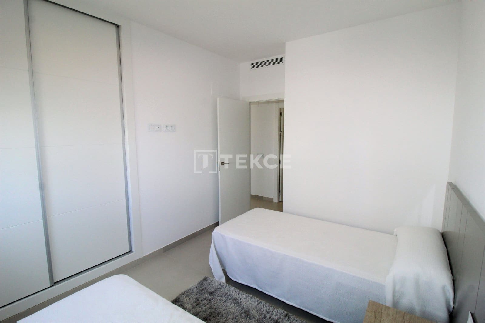 3 slaapkamer Flat te koop in Pinar de Campoverde met zwembad - € 335.000 (Ref: 9002797)