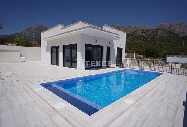 3 slaapkamer Villa te koop in Polop met zwembad - € 500.000 (Ref: 9004535)