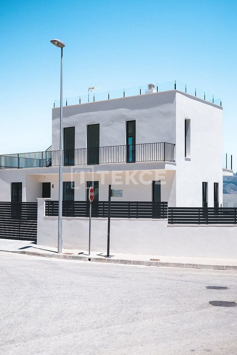 3 sypialnia Willa na sprzedaż w Polop z basenem - 720 000 € (Ref: 9004536)