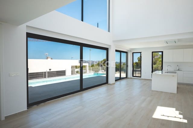 3 sypialnia Willa na sprzedaż w Polop z basenem - 720 000 € (Ref: 9004536)