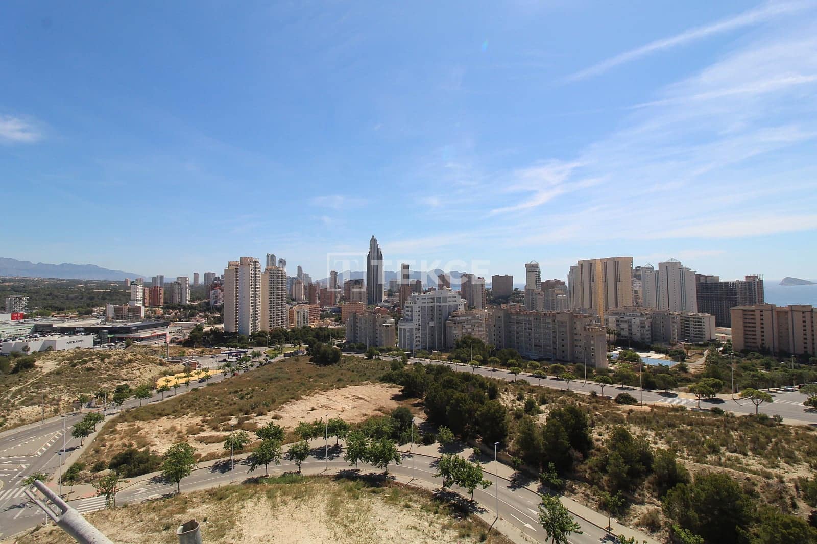 2 soverom Leilighet til salgs i Benidorm med svømmebasseng - € 369 000 (Ref: 9004539)