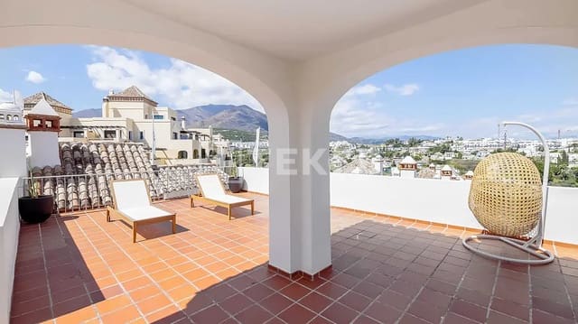 3 sypialnia Willa na sprzedaż w Estepona z basenem - 480 000 € (Ref: 9050562)