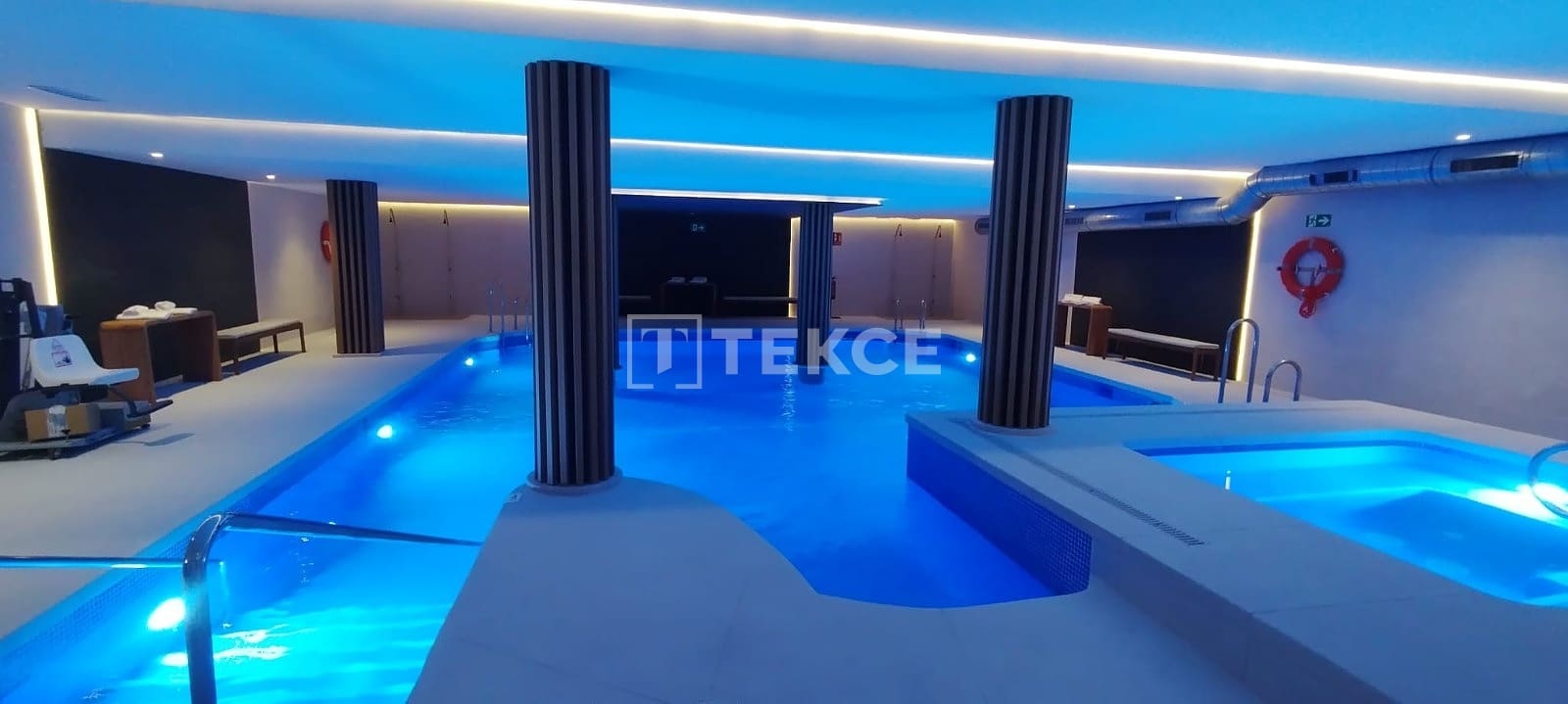 3 sypialnia Willa na sprzedaż w Estepona z basenem - 480 000 € (Ref: 9050562)