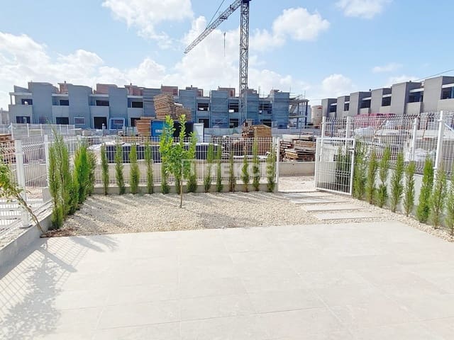 2 chambre Appartement à vendre à Torrevieja avec piscine - 276 000 € (Ref: 9062025)