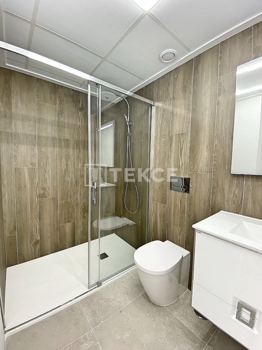 2 sypialnia Mieszkanie na sprzedaż w Torrevieja z basenem - 271 000 € (Ref: 9062026)