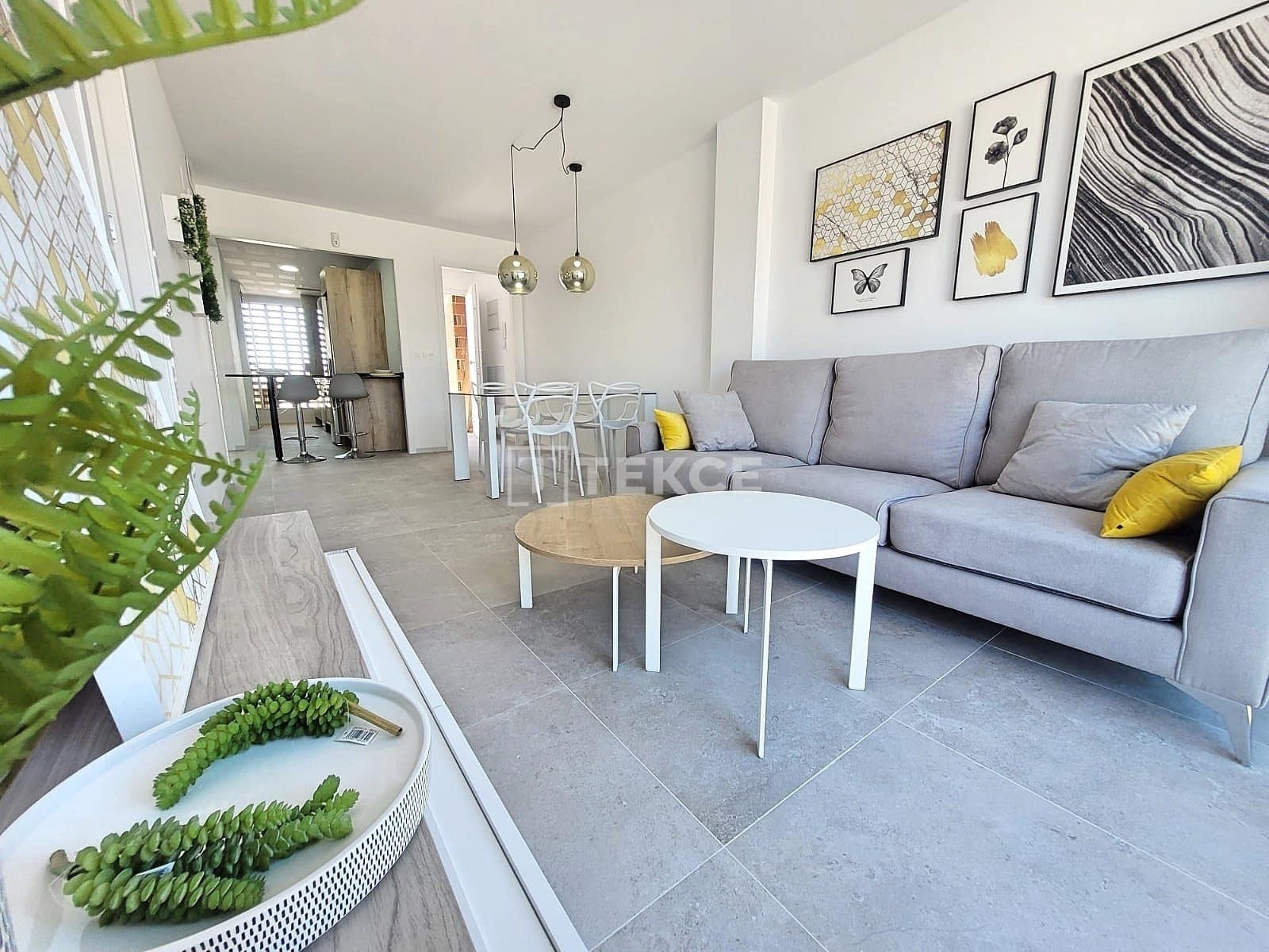 2 sypialnia Mieszkanie na sprzedaż w Torrevieja z basenem - 271 000 € (Ref: 9062026)